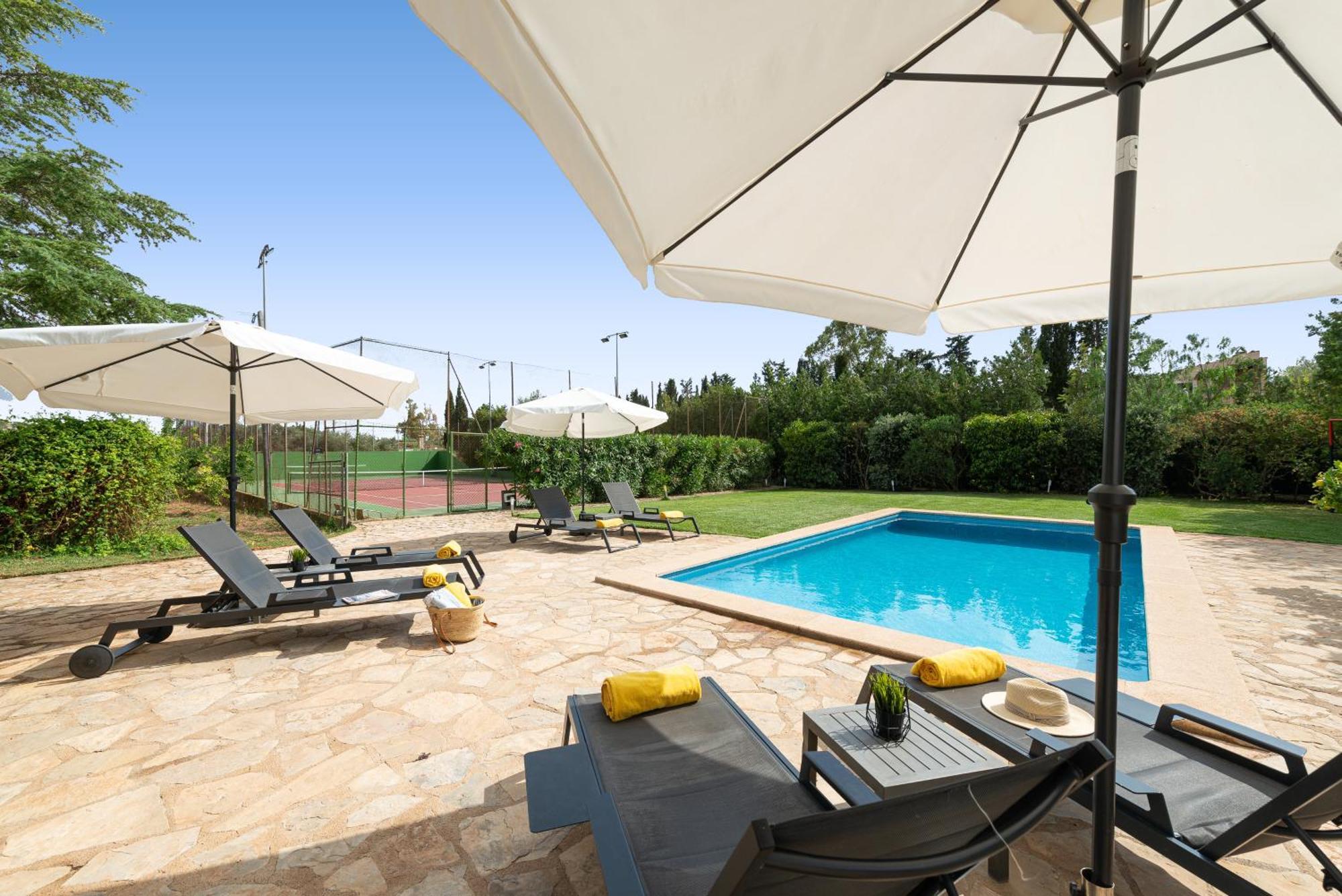Camproig Holiday Home Alaró Exteriér fotografie