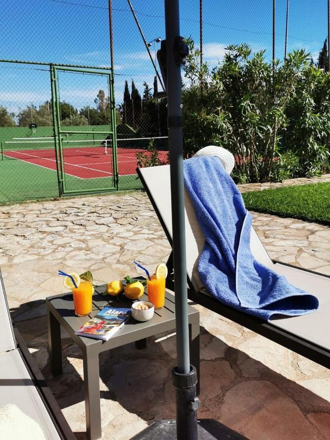 Camproig Holiday Home Alaró Exteriér fotografie